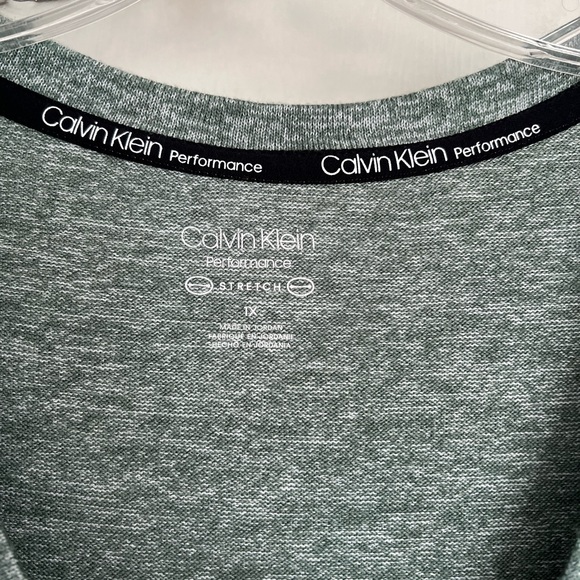 Calvin Klein Performace Stretch Lightweight Pullover Sweater - Picture 2 of 7